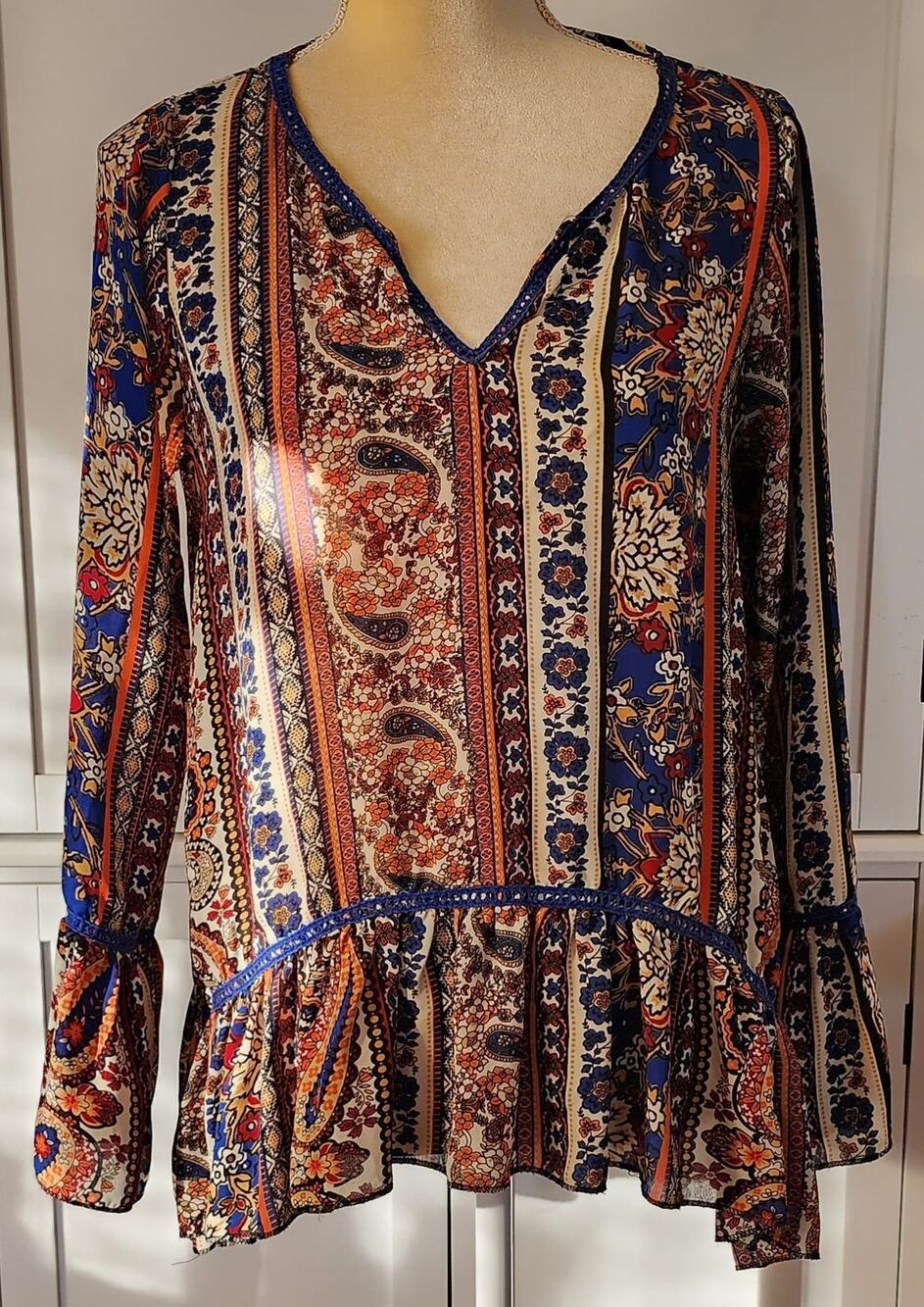 Living Doll Women's V-Neck Boho Peasant Flowy Shirt Bell Sleeves Size Large